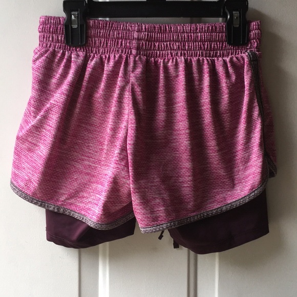 Shorts - Picture 2 of 3